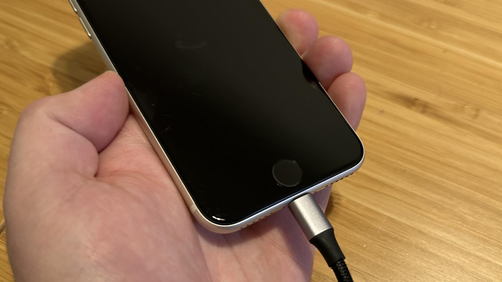 iPhone リカバリ モード: ロックされた iPhone を復元するためのモードとその使用方法