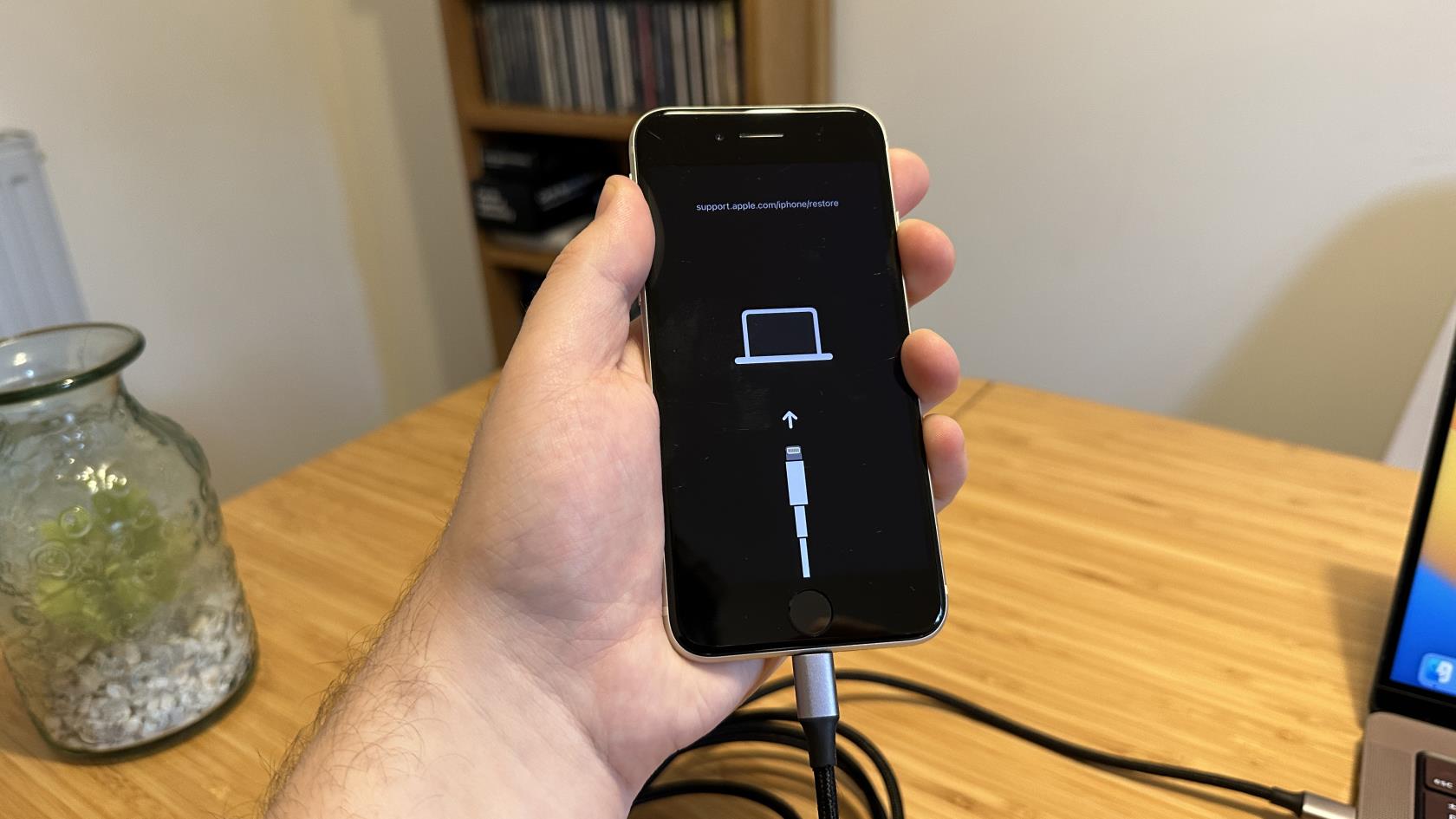 iPhone リカバリ モード: ロックされた iPhone を復元するためのモードとその使用方法