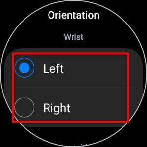Samsung Galaxy Watch で手首と向きを変更する方法