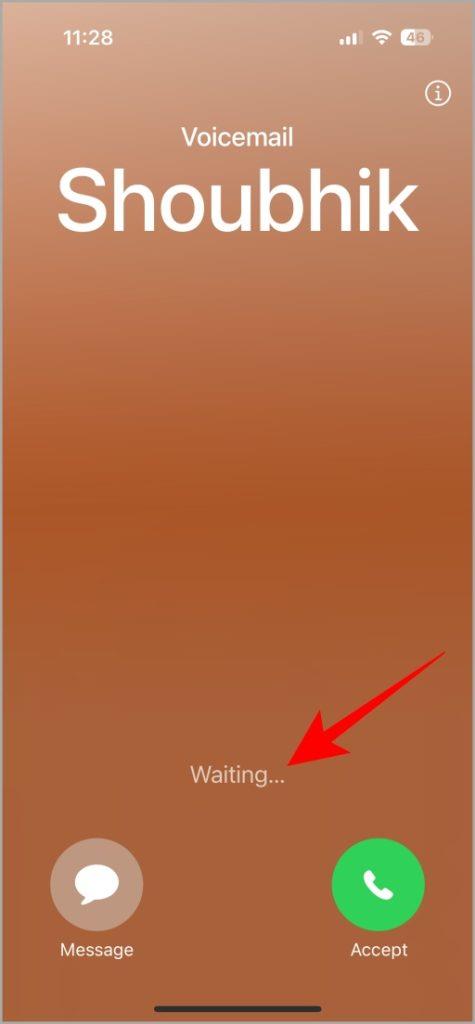 iPhone でライブボイスメールを有効にして使用する方法
