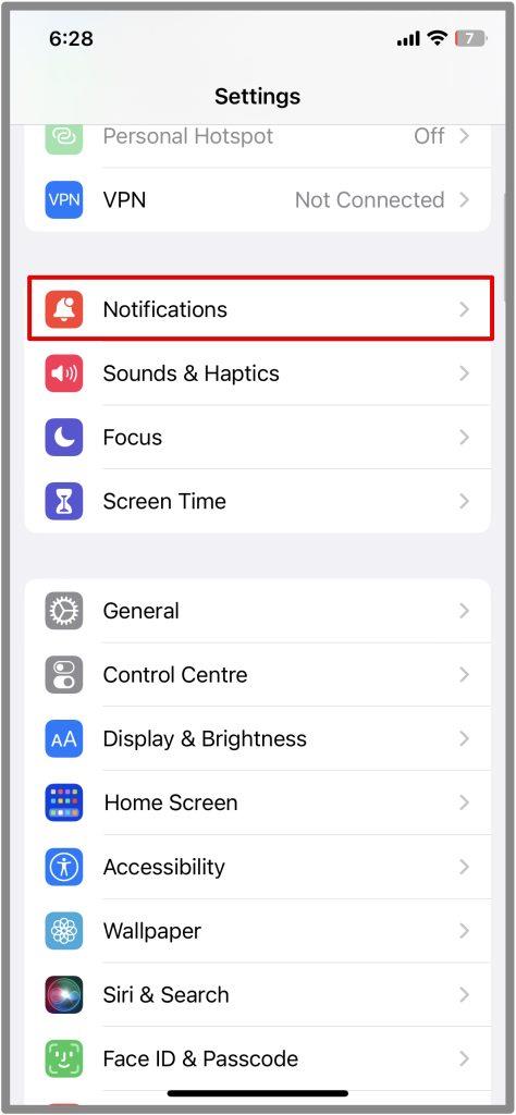 Siri のメッセージ通知をオフにする方法 (iPhone および Apple Watch)