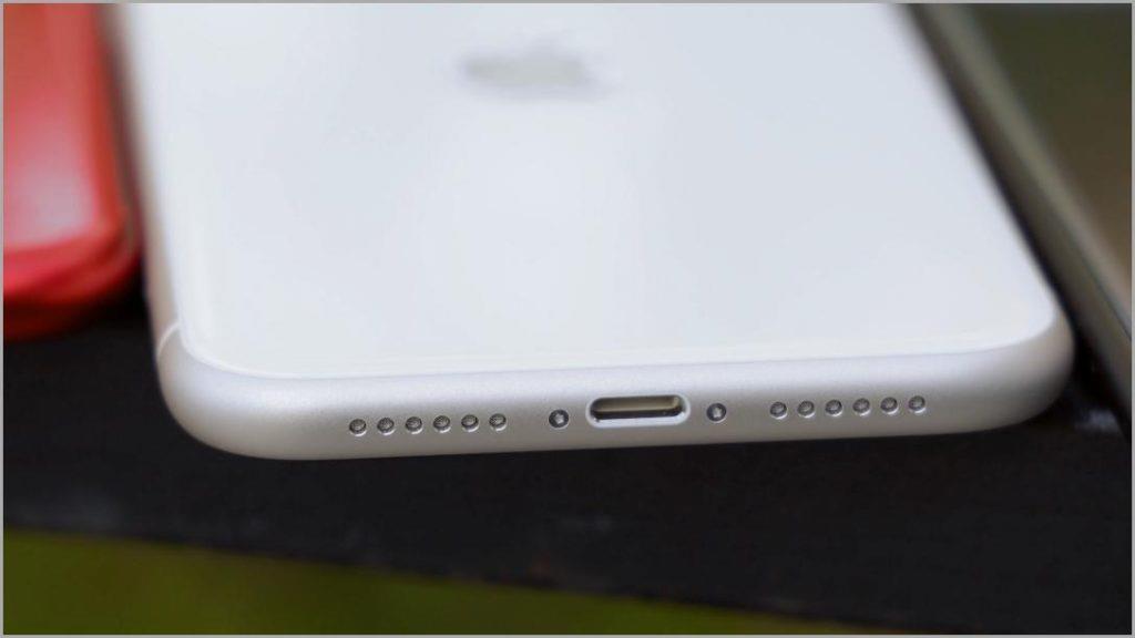 iPhoneが充電できない問題を解決する9つの方法