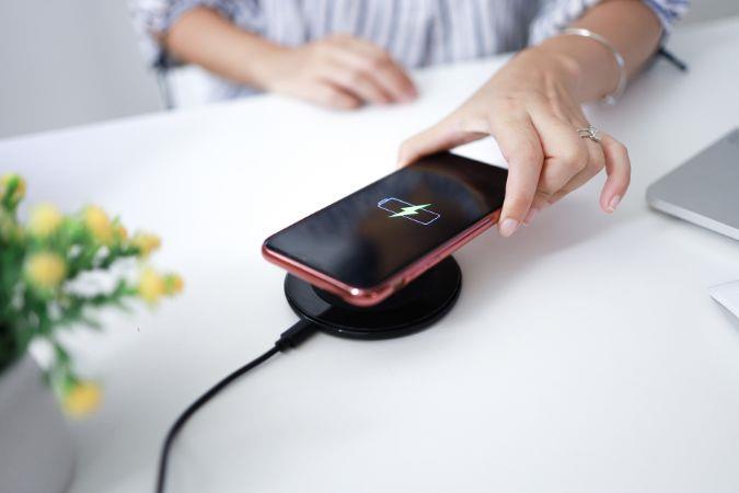 Samsung Galaxy スマートフォンでワイヤレス充電が機能しない場合の 6 つの修正