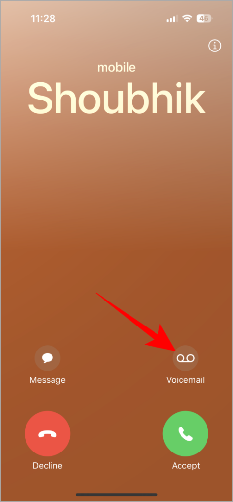 iPhone でライブボイスメールを有効にして使用する方法