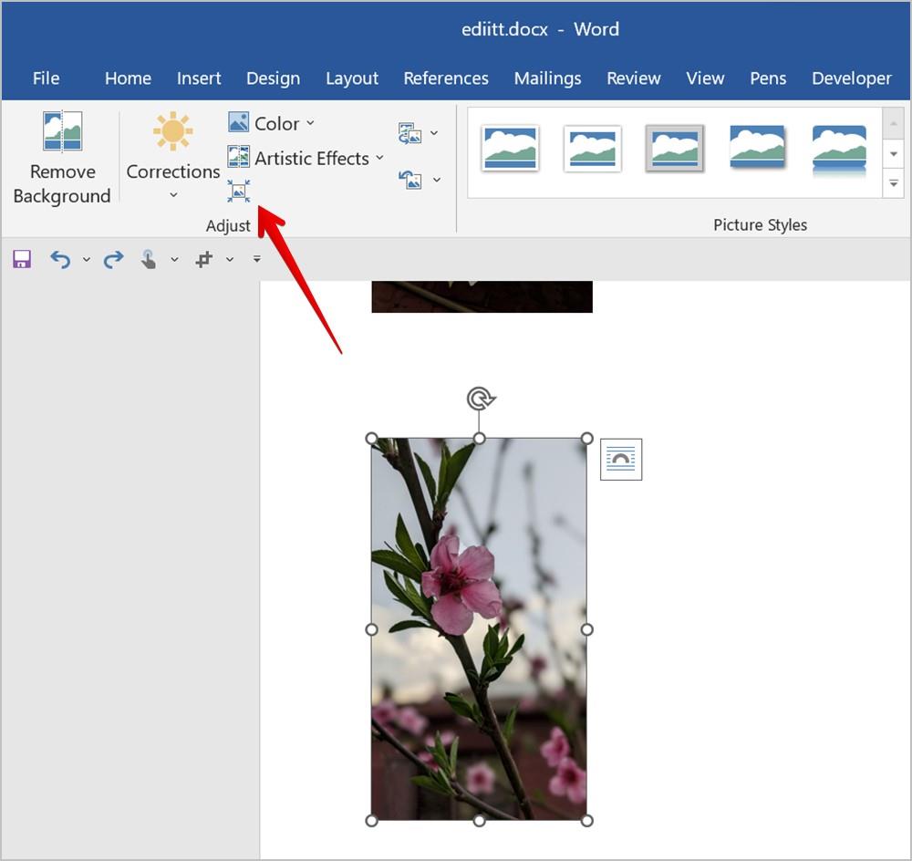 Word 文書で画像やスクリーンショットを編集する 15 のヒント