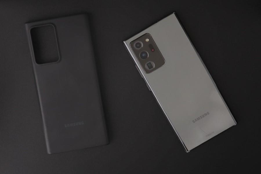 Samsung Galaxy 携帯電話の充電を速くする方法