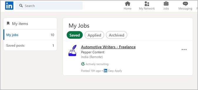 モバイルとデスクトップで LinkedIn の保存済み投稿と求人を検索する方法