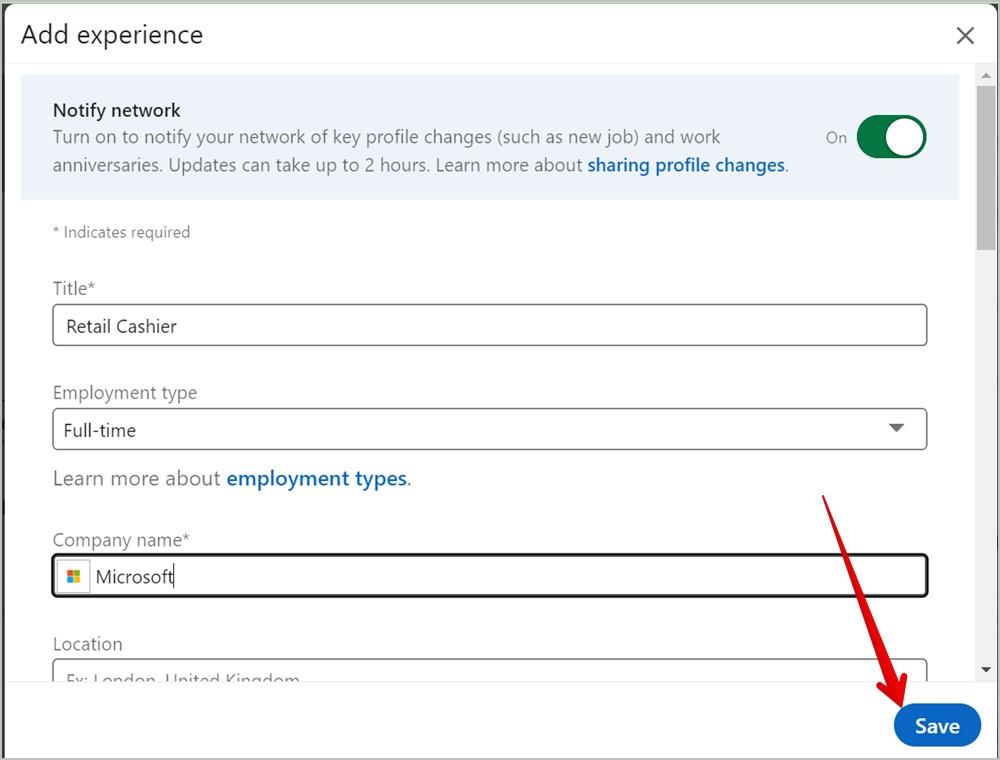 LinkedIn でエクスペリエンスを追加、編集、並べ替え、または削除する方法