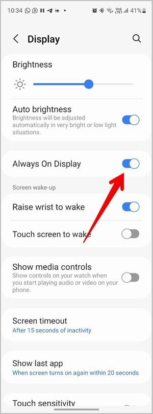 Samsung Galaxy Watch の常時表示ディスプレイをオンまたはオフにする 4 つの方法