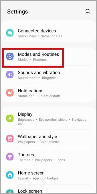 Samsung Galaxy 携帯電話の壁紙を自動的に変更する方法