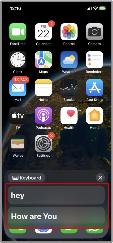 iPhone でパーソナルボイスを設定して使用する方法