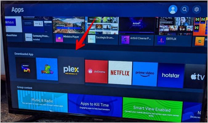 Samsung スマート TV でアプリを追加、削除、管理する方法