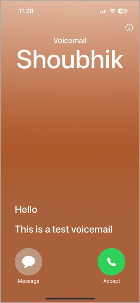 iPhone でライブボイスメールを有効にして使用する方法