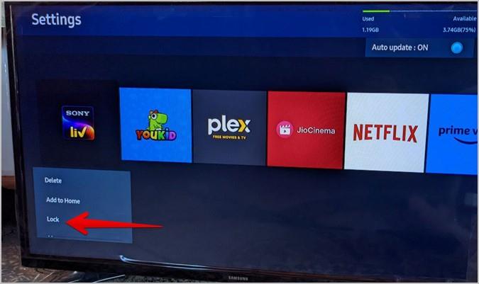 Samsung スマート TV でアプリを追加、削除、管理する方法